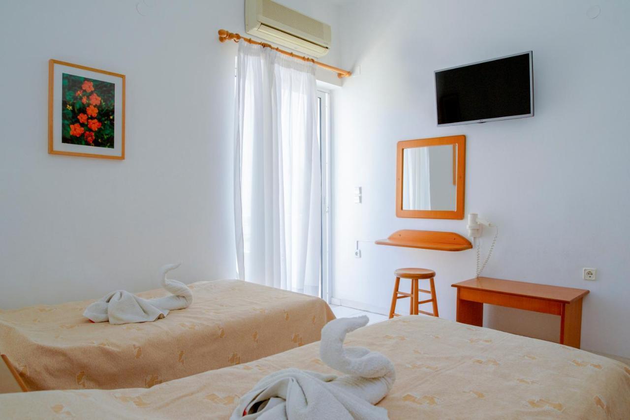 Stratis Apartments Chrissi Akti Chania Exterior foto